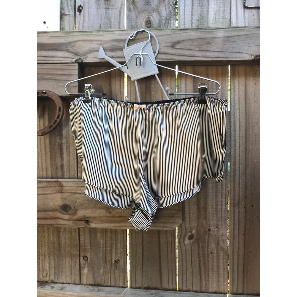2piece intimates - Picture 2 of 4
